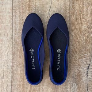 Rothys 9.5 Flat- fit like a 9